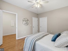 3021 Nicosh Circle 1301, Falls Church VA 22042
