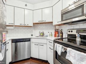 2018 Walnut Street 23EF, Philadelphia PA 19103