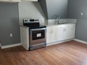 811 N Preston Street, Philadelphia PA 19104