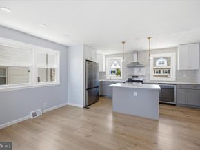 9955 Bridle Road, Philadelphia PA 19115