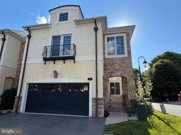 25 Breyer Court 25E, Elkins Park PA 19027