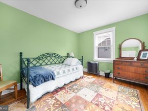 1041 Blythe Avenue, Drexel Hill PA 19026