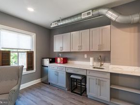 1620 Mount Vernon Street, Philadelphia PA 19130