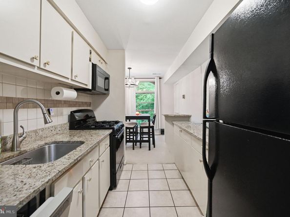 3366 Woodburn Road 23, Annandale VA 22003