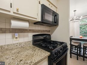 3366 Woodburn Road 23, Annandale VA 22003