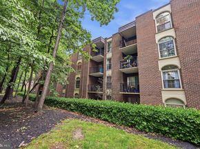 3366 Woodburn Road 23, Annandale VA 22003