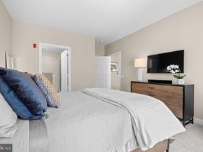 500 Admirals Way 402, Philadelphia PA 19146