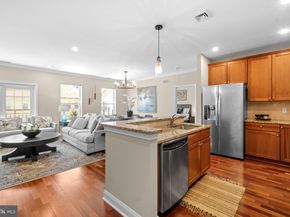 500 Admirals Way 402, Philadelphia PA 19146