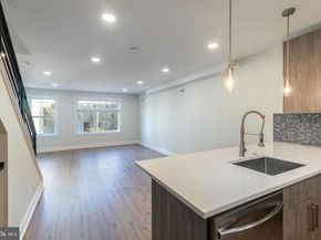 1702 N Gratz Street, Philadelphia PA 19121