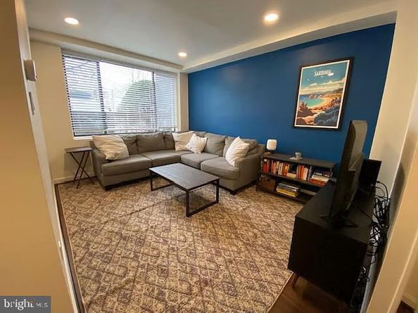 3825 Davis Place NW 3, Washington DC 20007