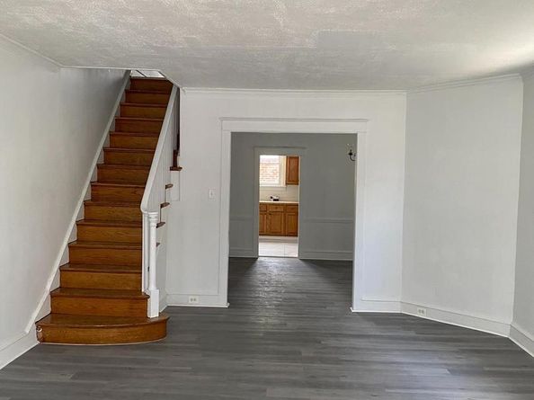 1415 St Vincent Street, Philadelphia PA 19111