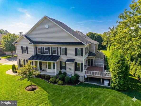 209 Saint James Drive, Langhorne PA 19047