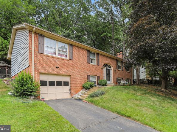 1843 Foxstone Drive, Vienna VA 22182