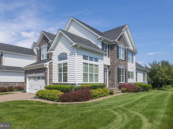 12 Brown Lane, Newtown PA 18940