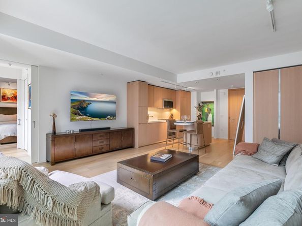 925 H Street NW 507, Washington DC 20001