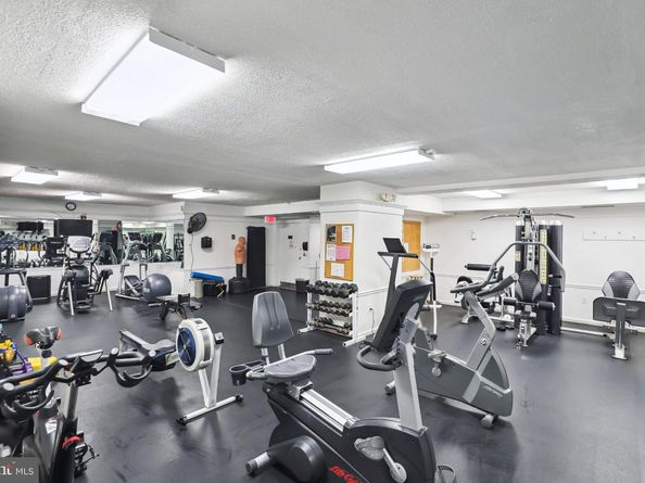 3001 Veazey Terrace NW 1101, Washington DC 20008