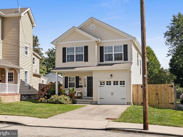 887 Penn Street, Bryn Mawr PA 19010