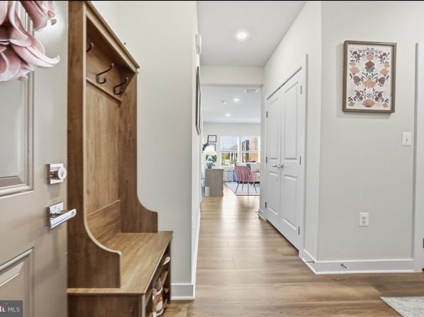 12875 Mosaic Park Way 4D, Herndon VA 20171