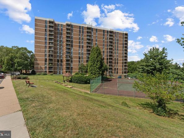 2311 Pimmit Drive 706, Falls Church VA 22043