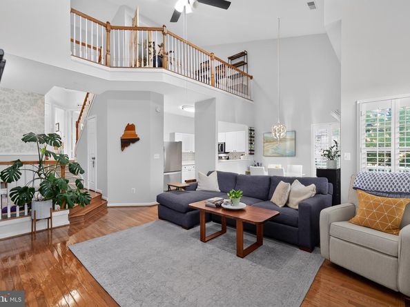 2331 Henshaw Place 301, Alexandria VA 22311