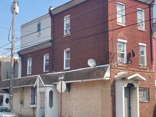 2001 S 6TH Street S, Philadelphia PA 19148