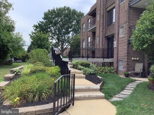 52 Oakridge Drive, Langhorne PA 19047