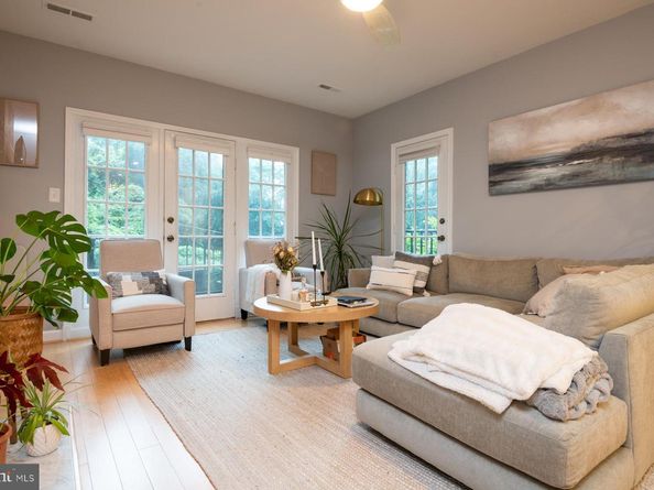 4605 Macarthur Boulevard NW B, Washington DC 20007