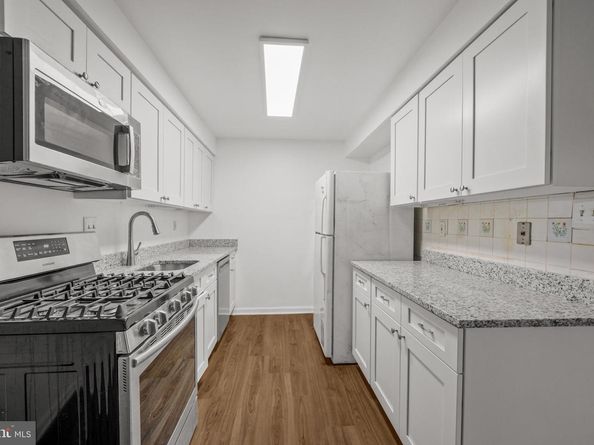300 Byberry Road L6, Philadelphia PA 19116