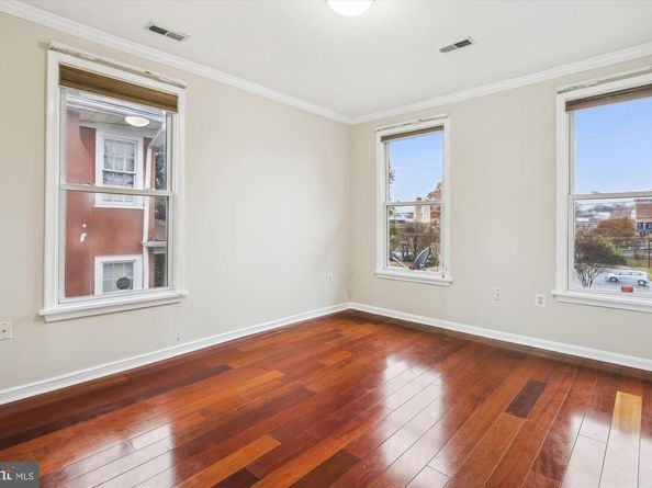 4729 NW 13TH Street NW, Washington DC 20011