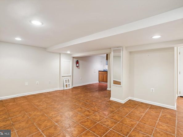 4729 NW 13TH Street NW, Washington DC 20011