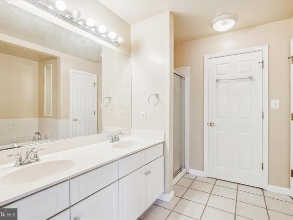 4729 NW 13TH Street NW, Washington DC 20011