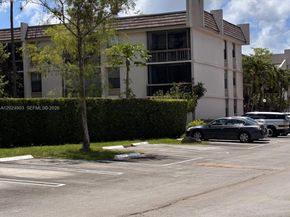 8411 Forest Hills Drive 308, Coral Springs FL 33065