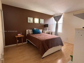 8411 Forest Hills Drive 308, Coral Springs FL 33065