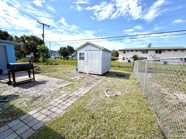1117 W 23rd Street, Riviera Beach FL 33404
