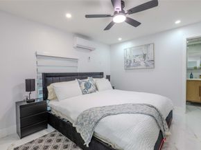 2633 NW Taft Street, Hollywood FL 33020