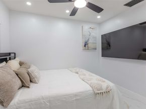 2633 NW Taft Street, Hollywood FL 33020