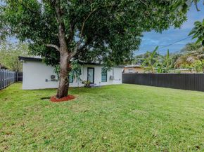2633 NW Taft Street, Hollywood FL 33020