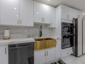 2633 NW Taft Street, Hollywood FL 33020