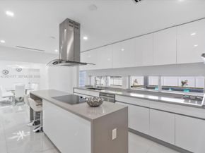 4901 Grant Street, Hollywood FL 33021