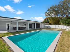 4901 Grant Street, Hollywood FL 33021
