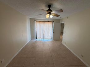 2400 SW 19th Avenue 128, Boynton Beach FL 33426