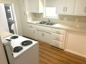 44 SW 5th Street, Dania Beach FL 33004
