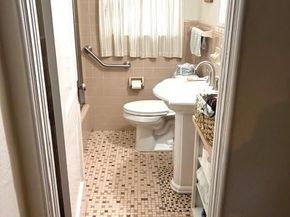 44 SW 5th Street, Dania Beach FL 33004