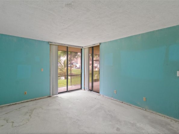120 SW 96th Ter 103, Plantation FL 33324
