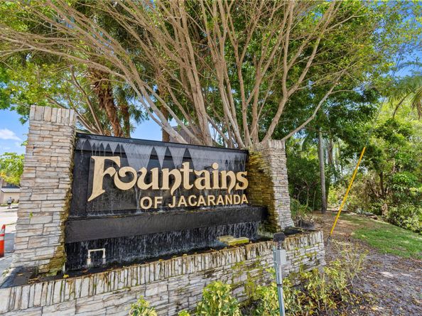 120 SW 96th Ter 103, Plantation FL 33324
