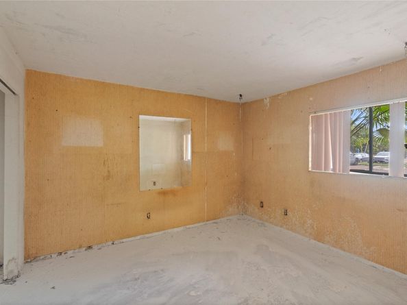 120 SW 96th Ter 103, Plantation FL 33324