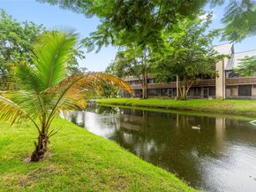 120 SW 96th Ter 103, Plantation FL 33324