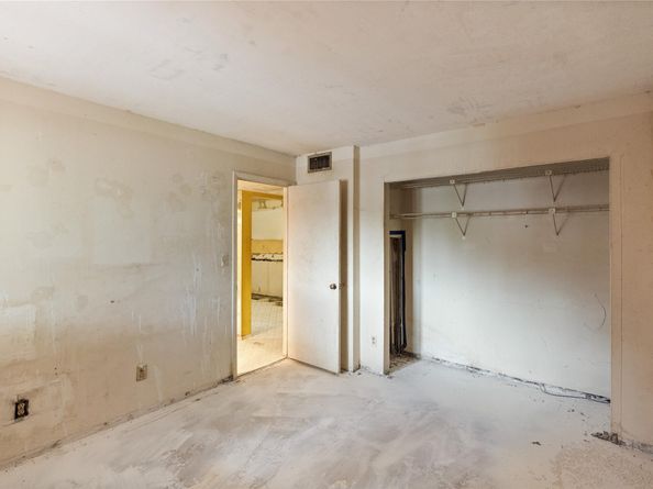 120 SW 96th Ter 103, Plantation FL 33324