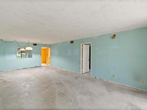 120 SW 96th Ter 103, Plantation FL 33324