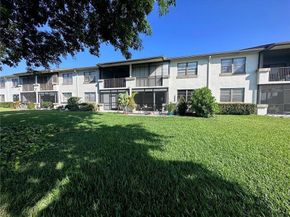 9682 W McNab Rd 9682, Tamarac FL 33321